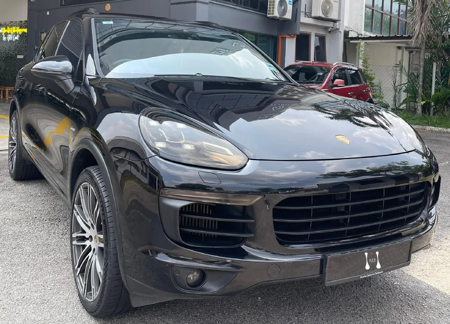 Black SUV after coating